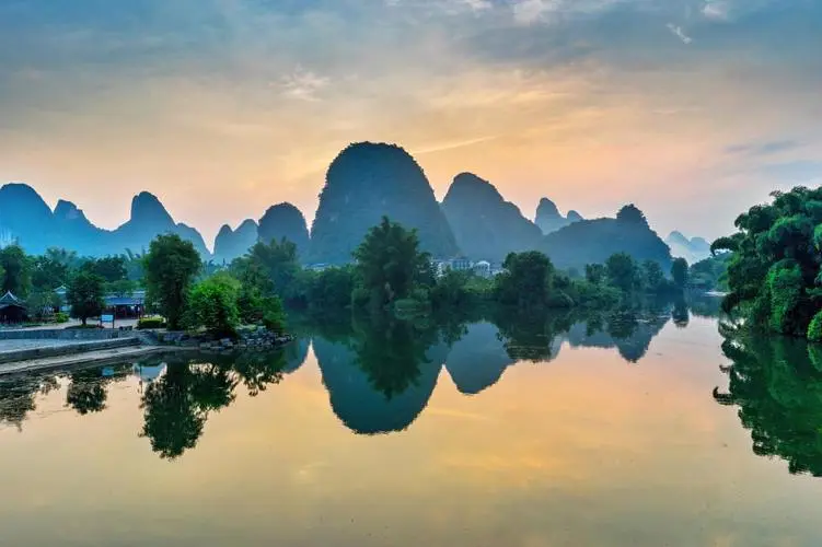 智慧制造高精度绿色